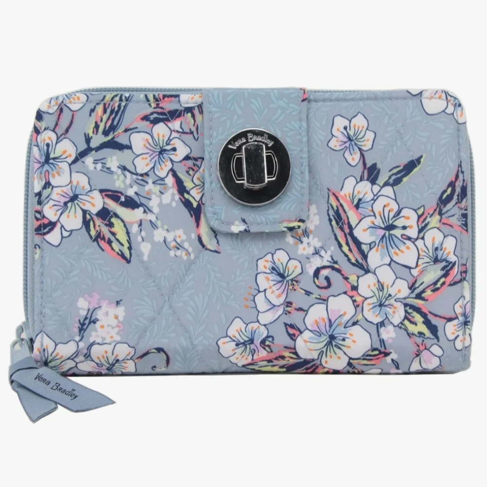 Vera Bradley Ultralight RFID Turnlock Wallet Cherry Blossoms New Without Tags - Picture 2 of 16